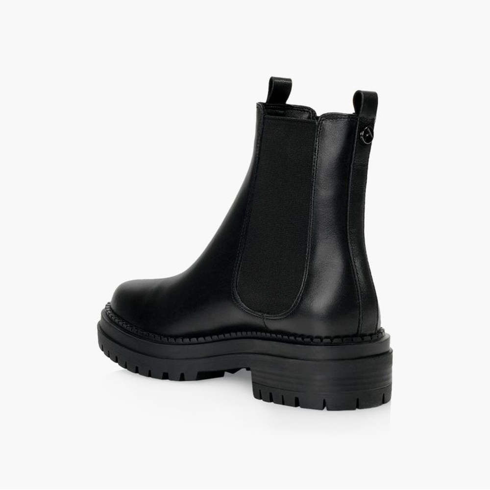 Black Chelsea Boots